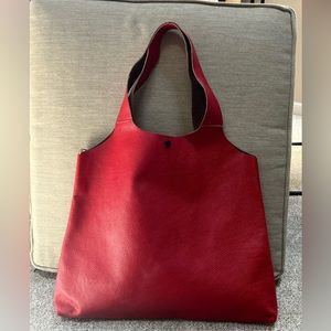 Great red pebble leather unstructured slouch tote
